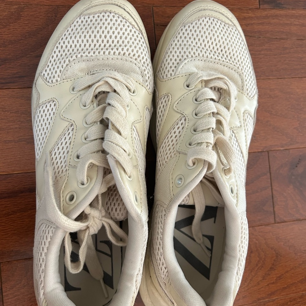 Zara Cream Sneakers